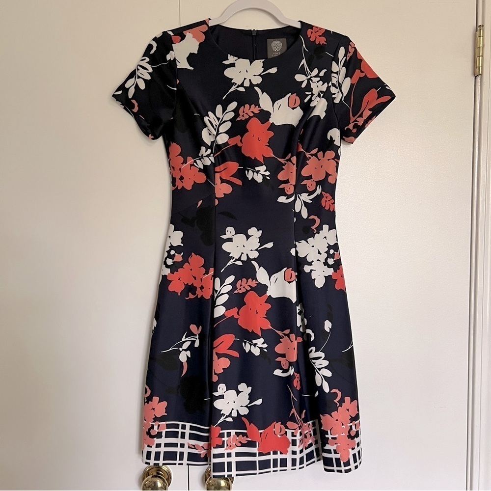 Vince Camuto Navy Coral White Floral Short Sleeves Mid Length Dress size 2